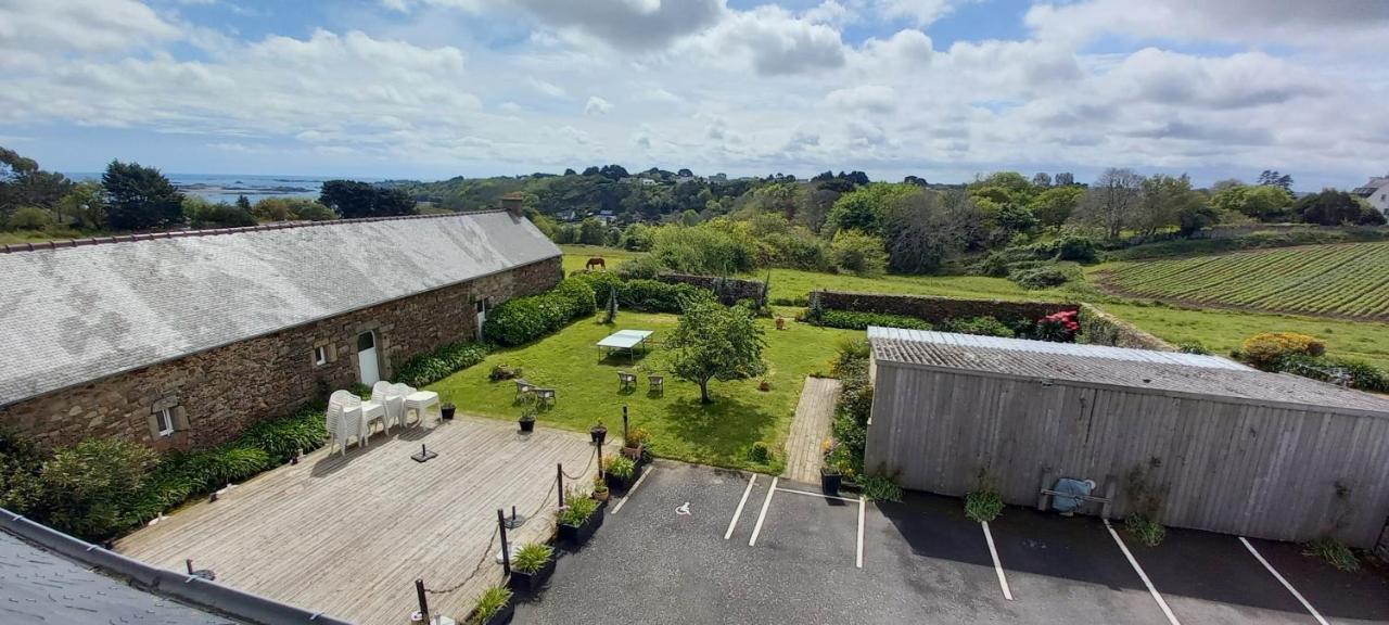 Le Relais De Launay Ploubazlanec Exterior foto